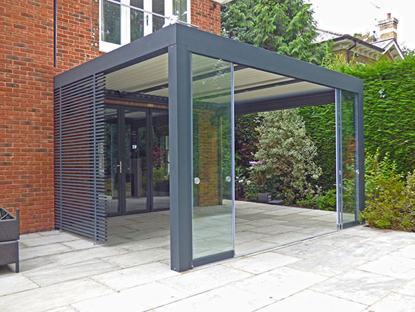 Cobham-glass-and-steel-patio-extension_1